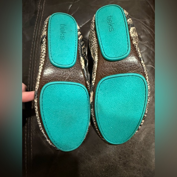 Tieks Snakeskin Flats with Teal Detail - Picture 3 of 7